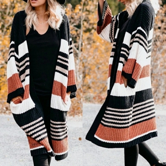 Private Label Sweaters - Black and White Long Sweater
